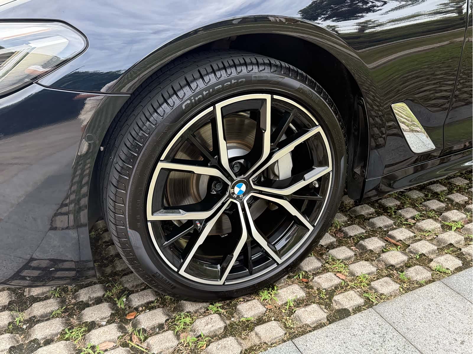 BMW 5 Series, 2021 23