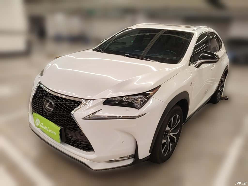 Lexus NX, 2015 1