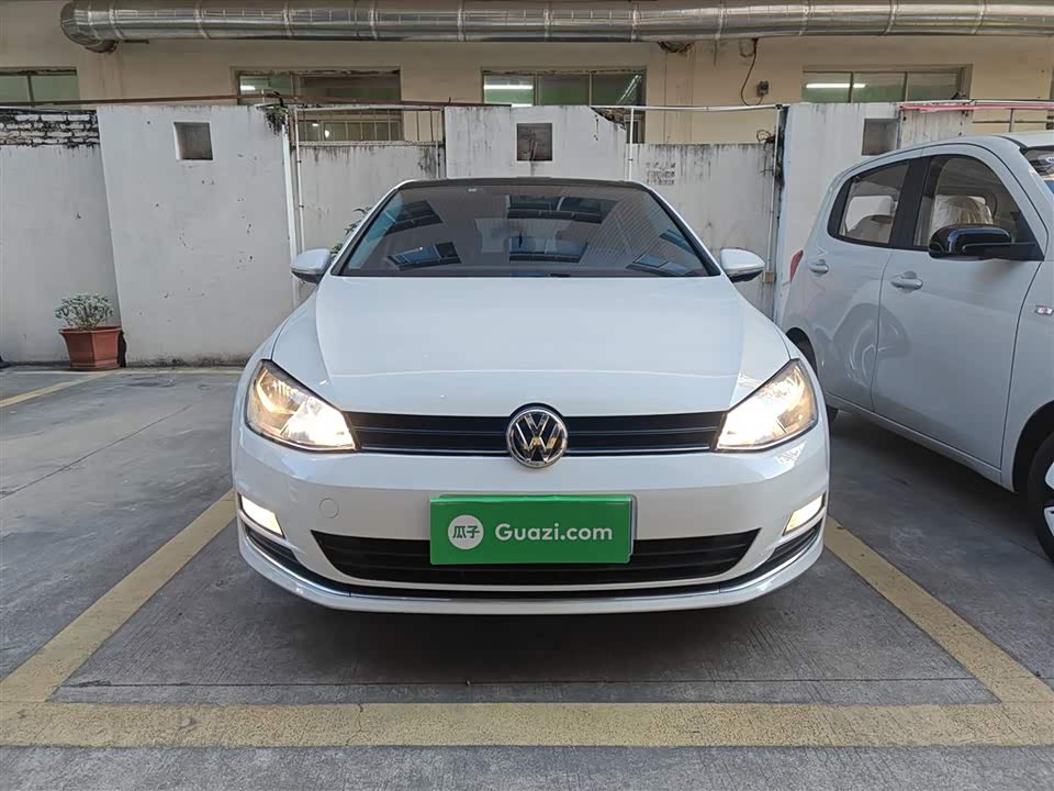 Volkswagen golf