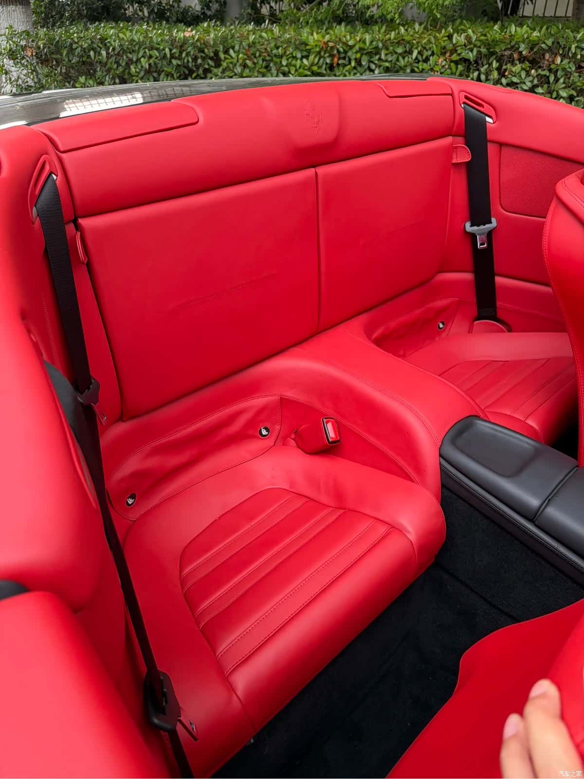 Ferrari California, 2011 13
