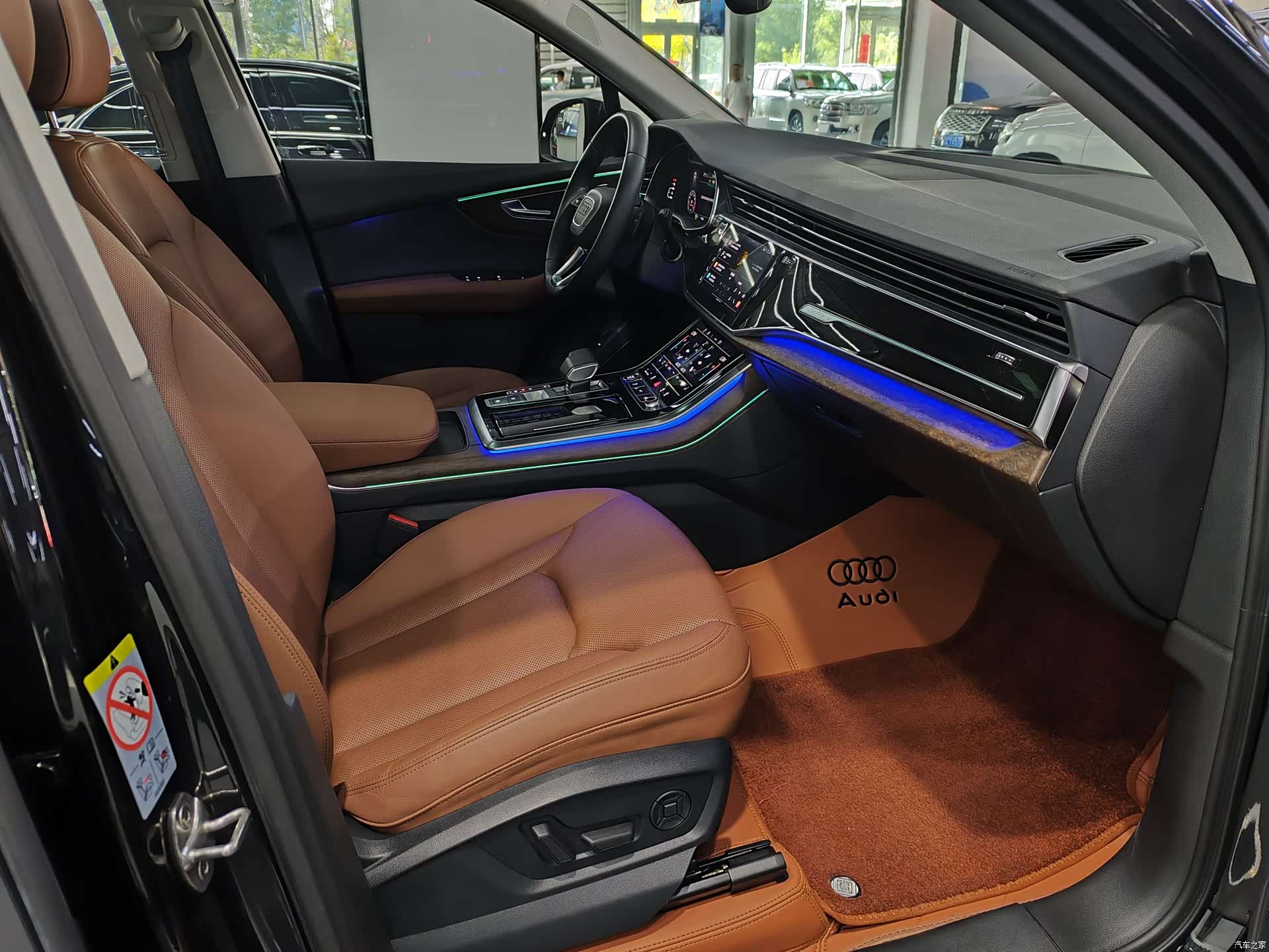 Audi Q7, 2022 11