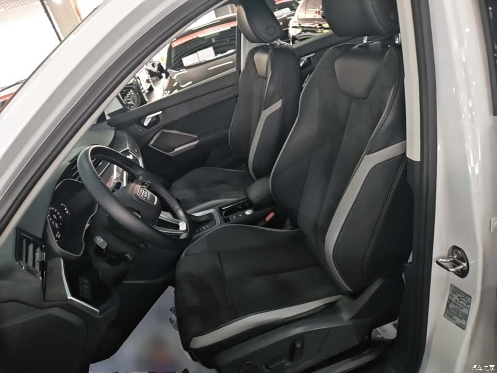 Audi Q3, 2020 15