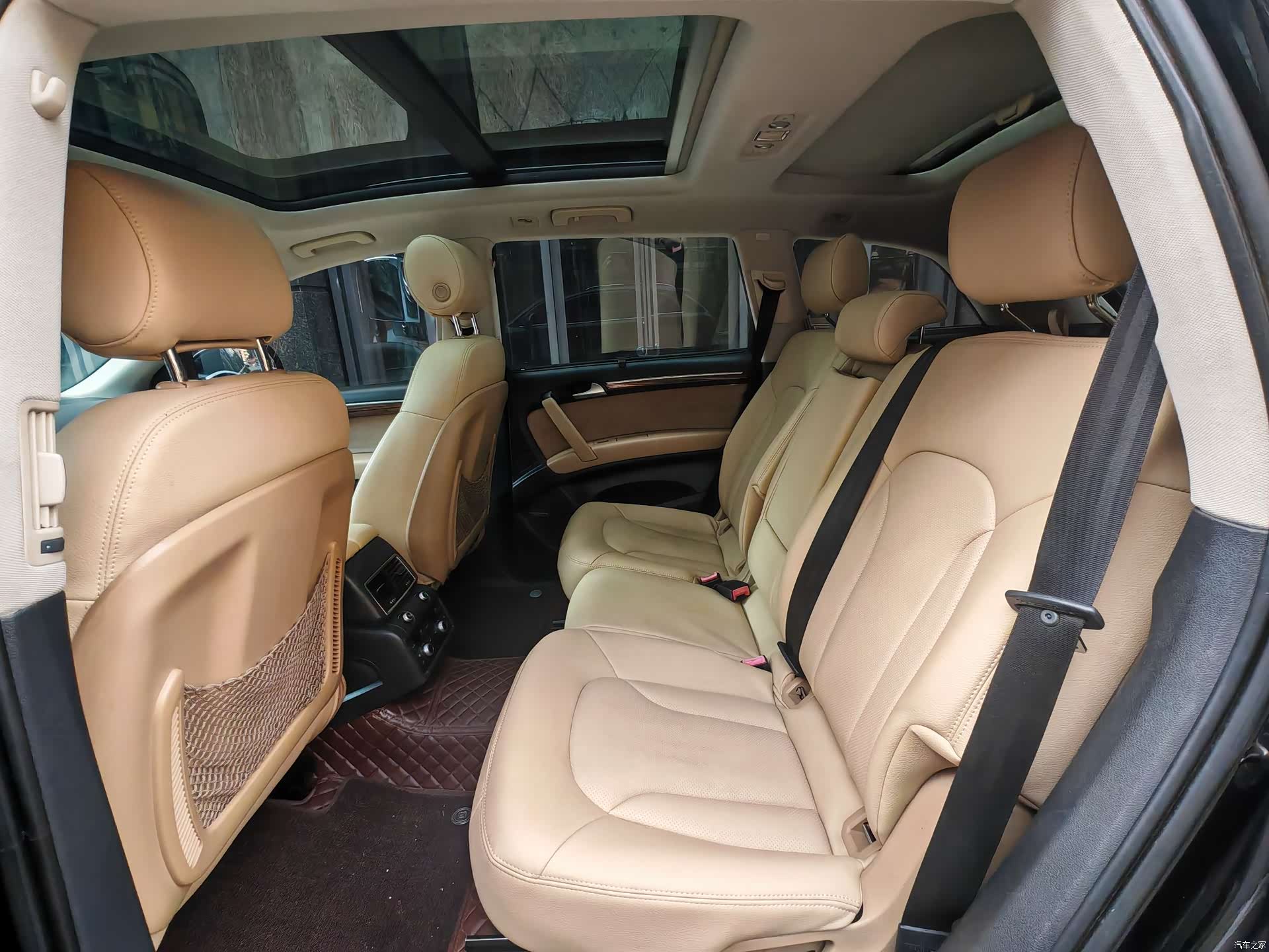 Audi Q7, 2012 9