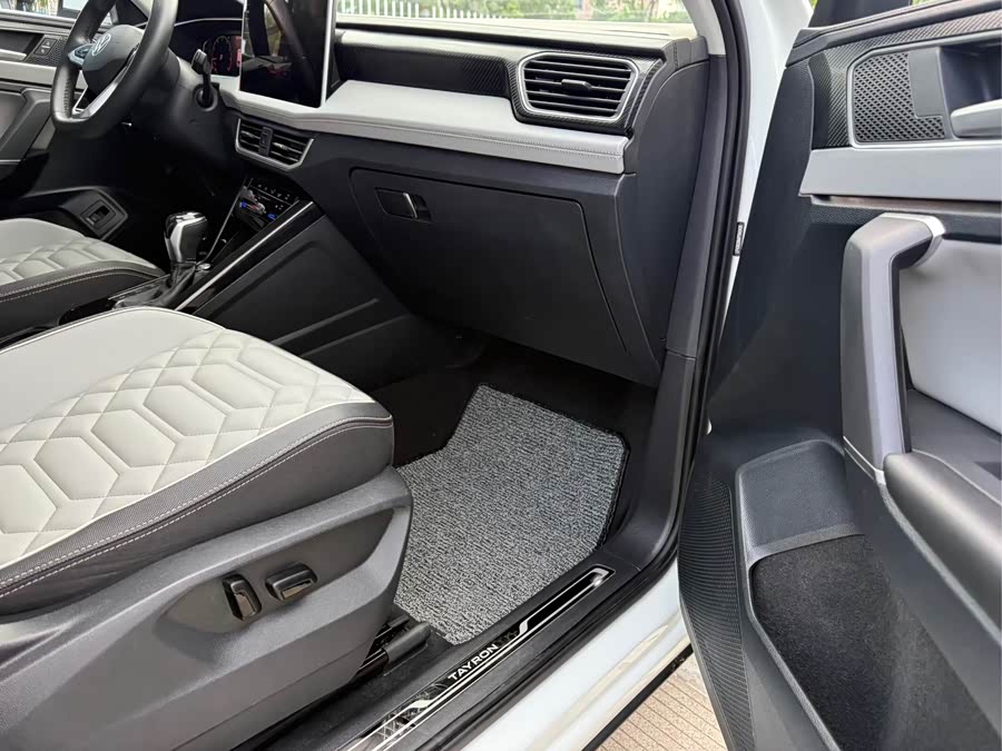 Volkswagen Tayron 2023, фото 16