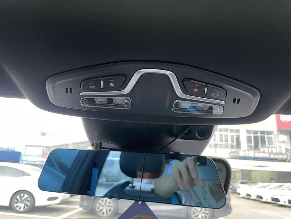 Trumpchi Shadow Leopard