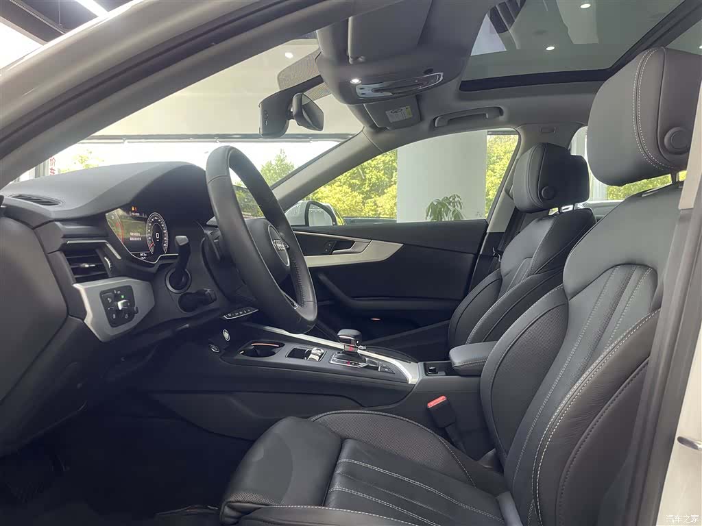Audi A4L, 2021 7