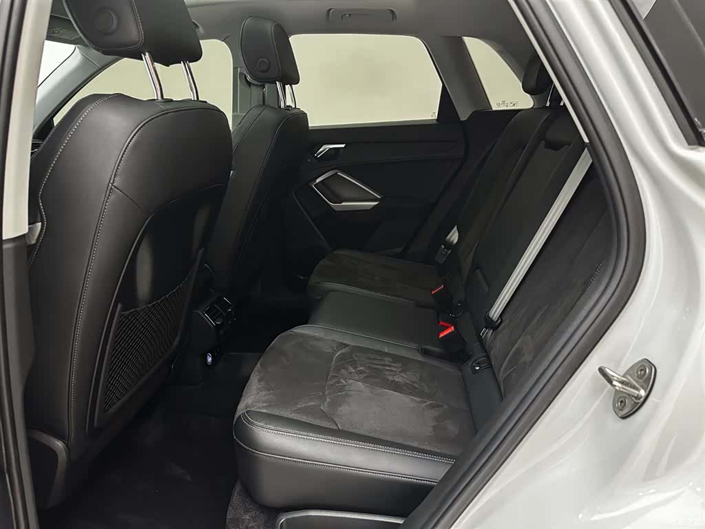 Audi Q3, 2023 21