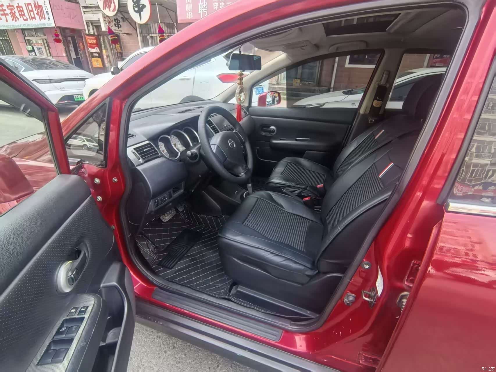 Nissan Tiida, 2008 8