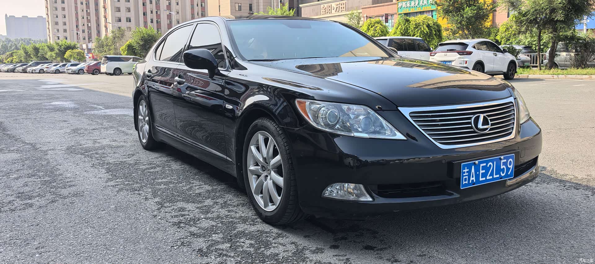 Lexus LS, 2008 3