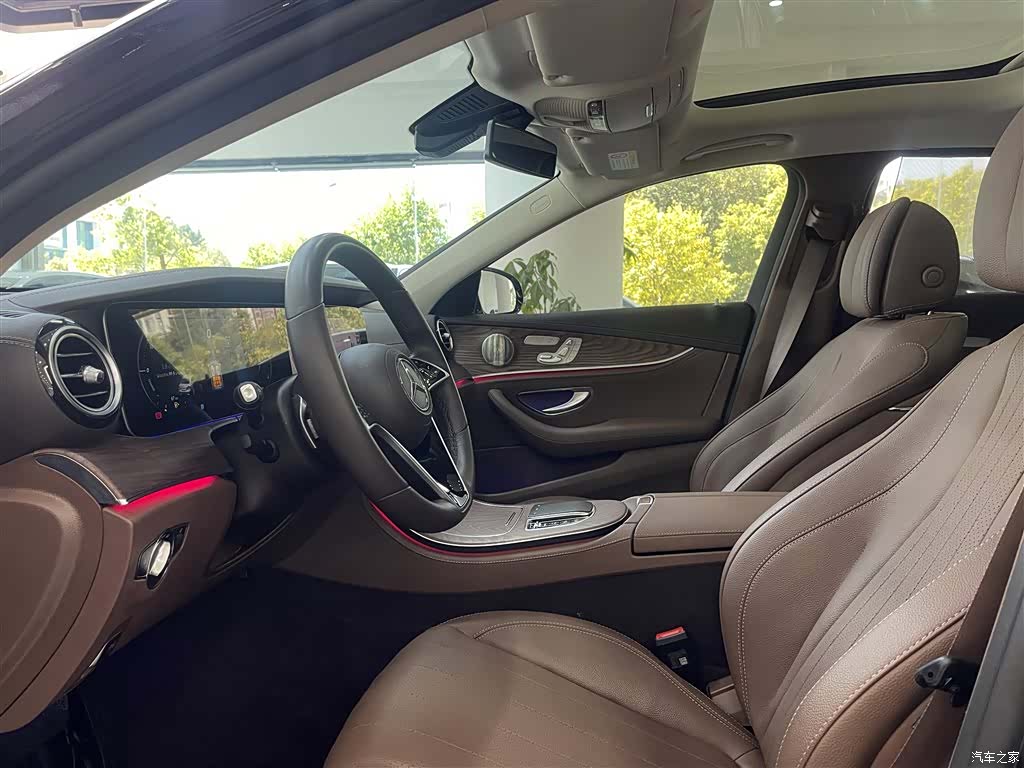 Mercedes-Benz E-Class, 2023 8