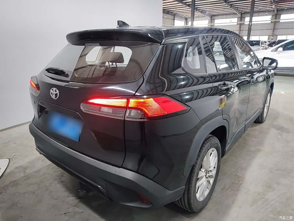 Toyota Corolla, 2023 все фото