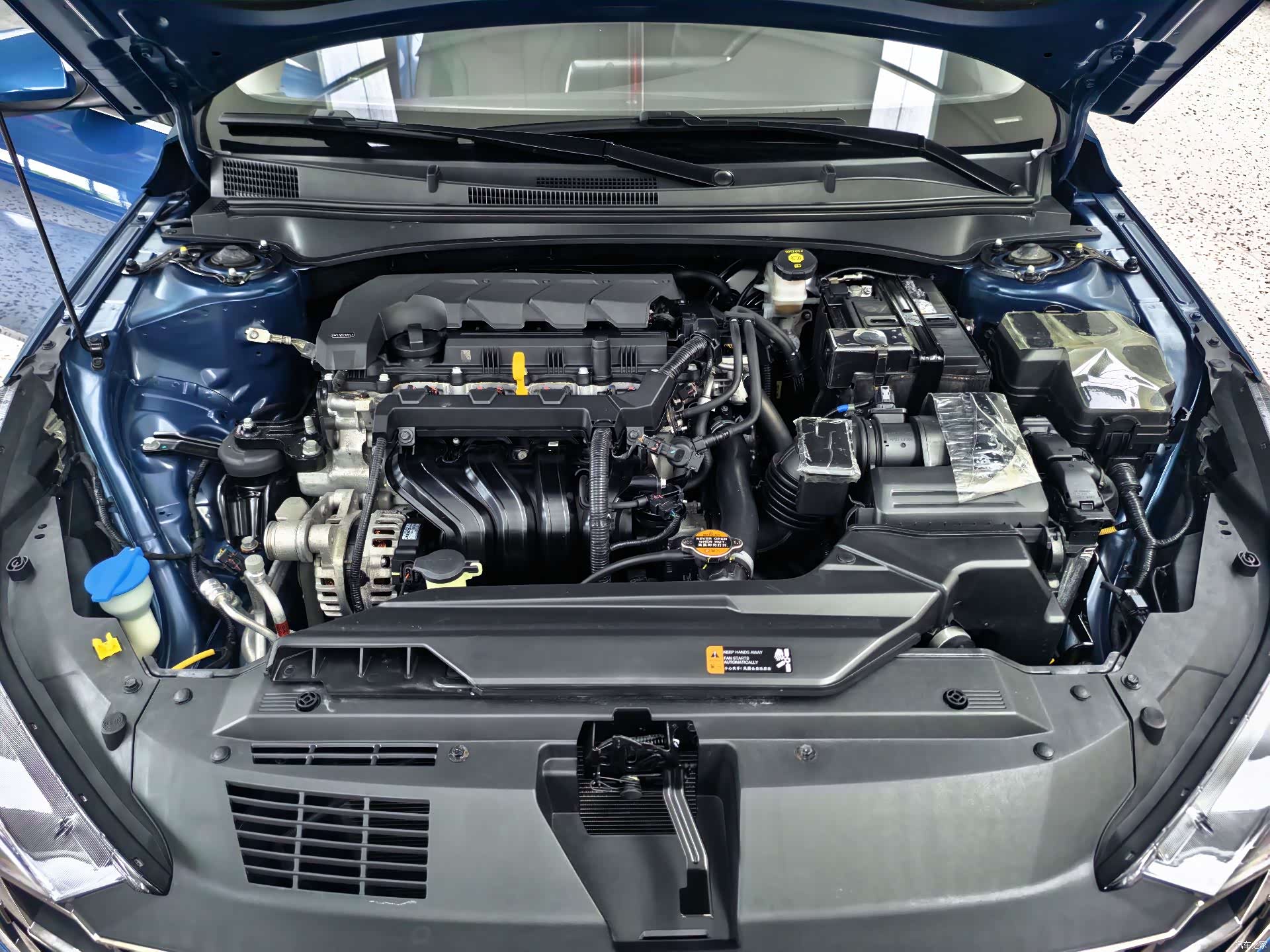 Hyundai Elantra, 2022 19
