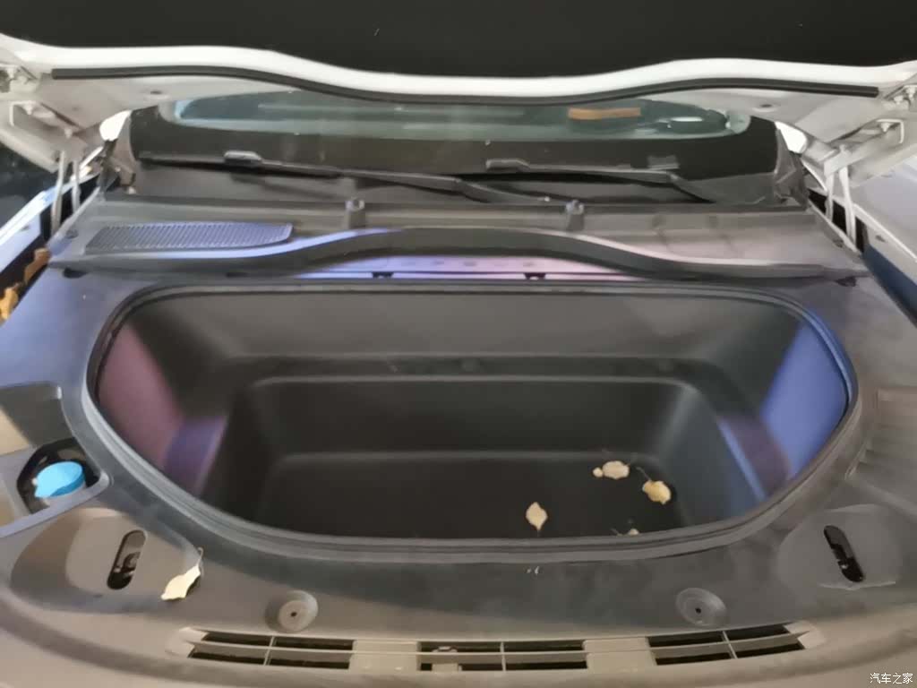 Xpeng G9, 2023 20