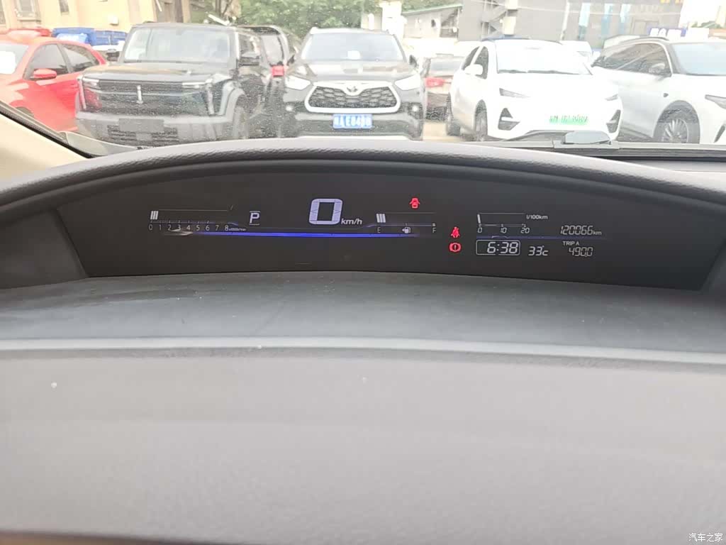 Honda Jade, 2014 12
