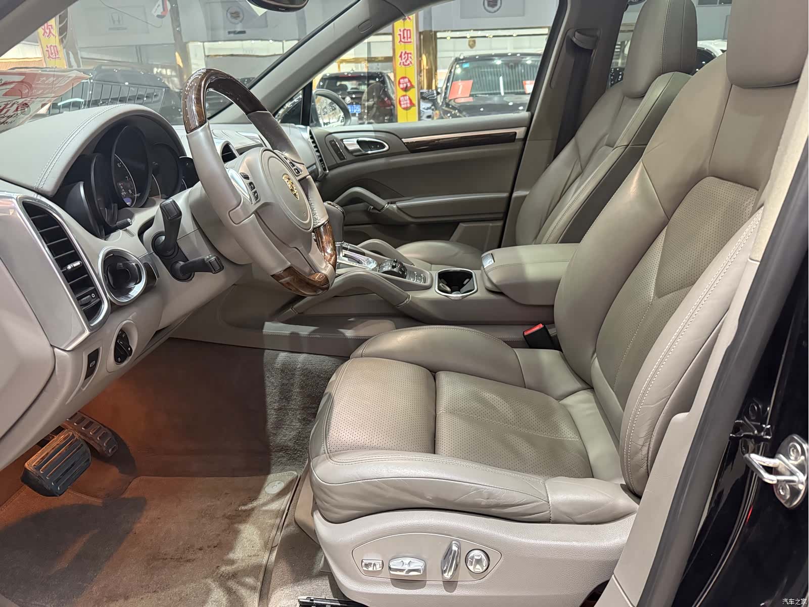 Porsche Cayenne, 2013 7