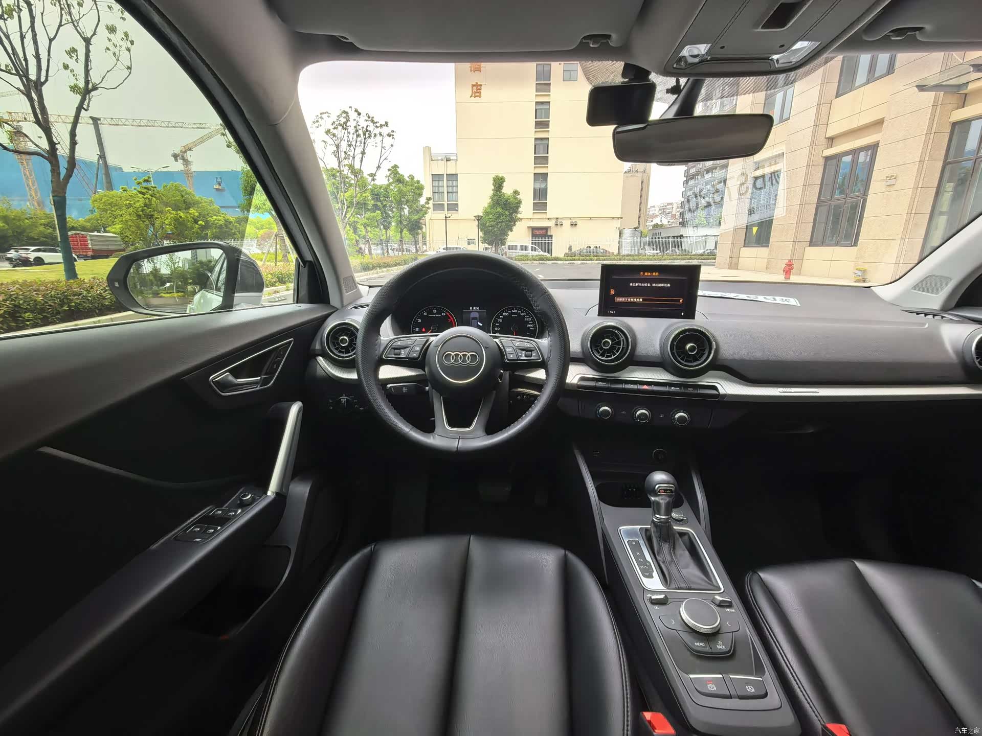 Audi Q2L, 2021 16