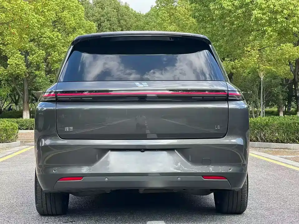 Li Auto Ideal L8