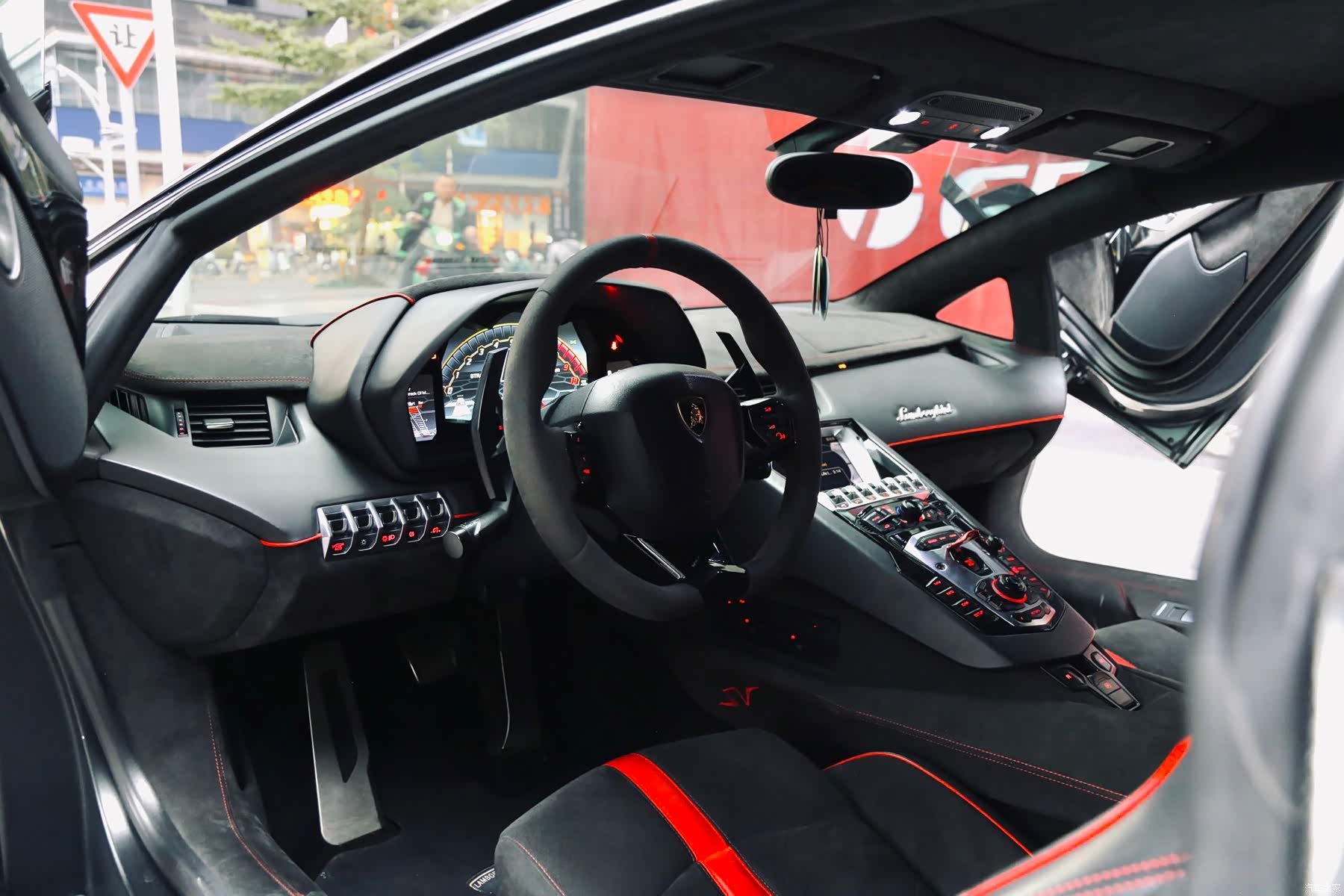 Aventador LP, 2013 6