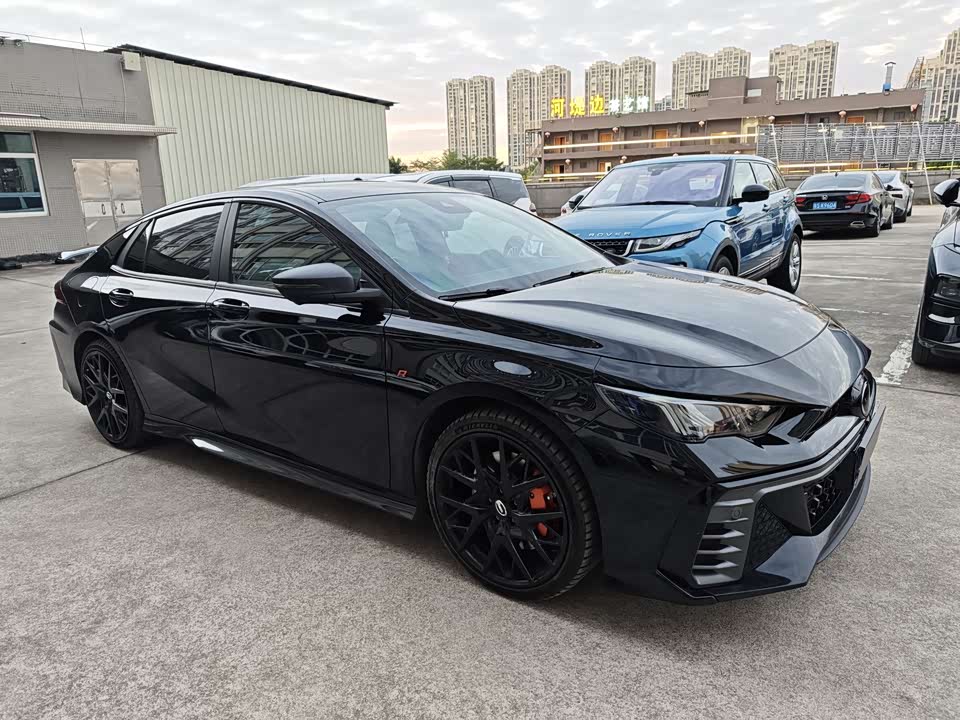 Trumpchi Shadow Leopard
