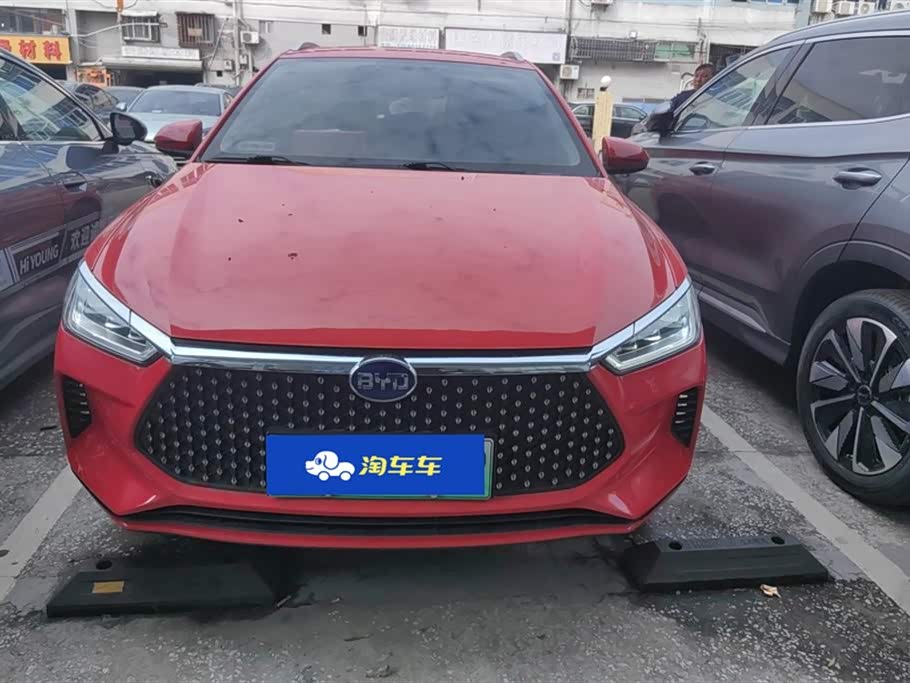 BYD e2