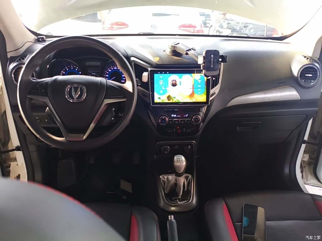 Changan CS15, 2016 10