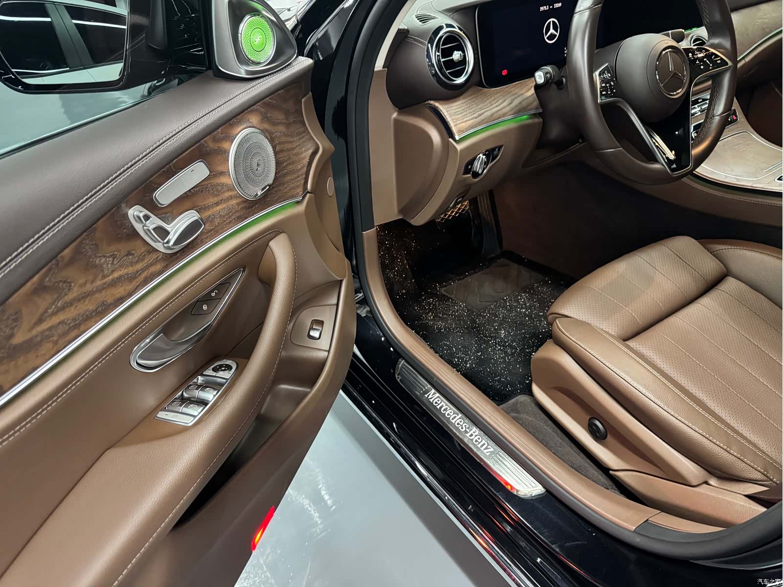 Mercedes-Benz E-Class, 2023 8