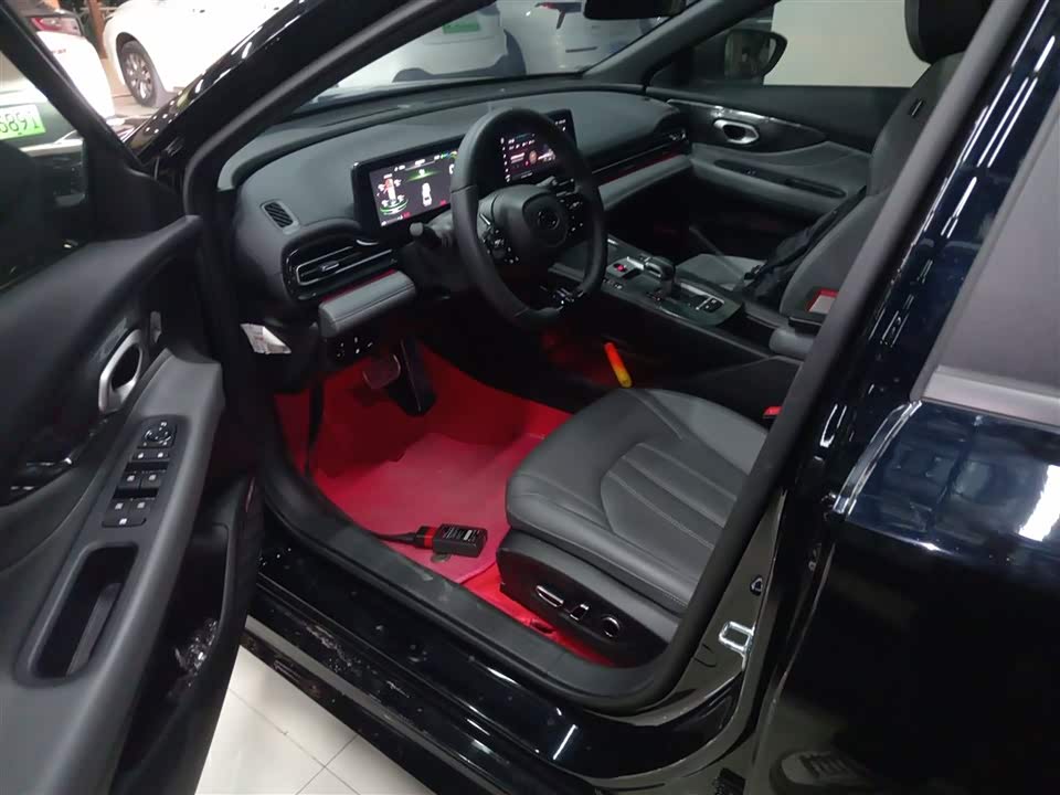 Trumpchi Shadow Leopard