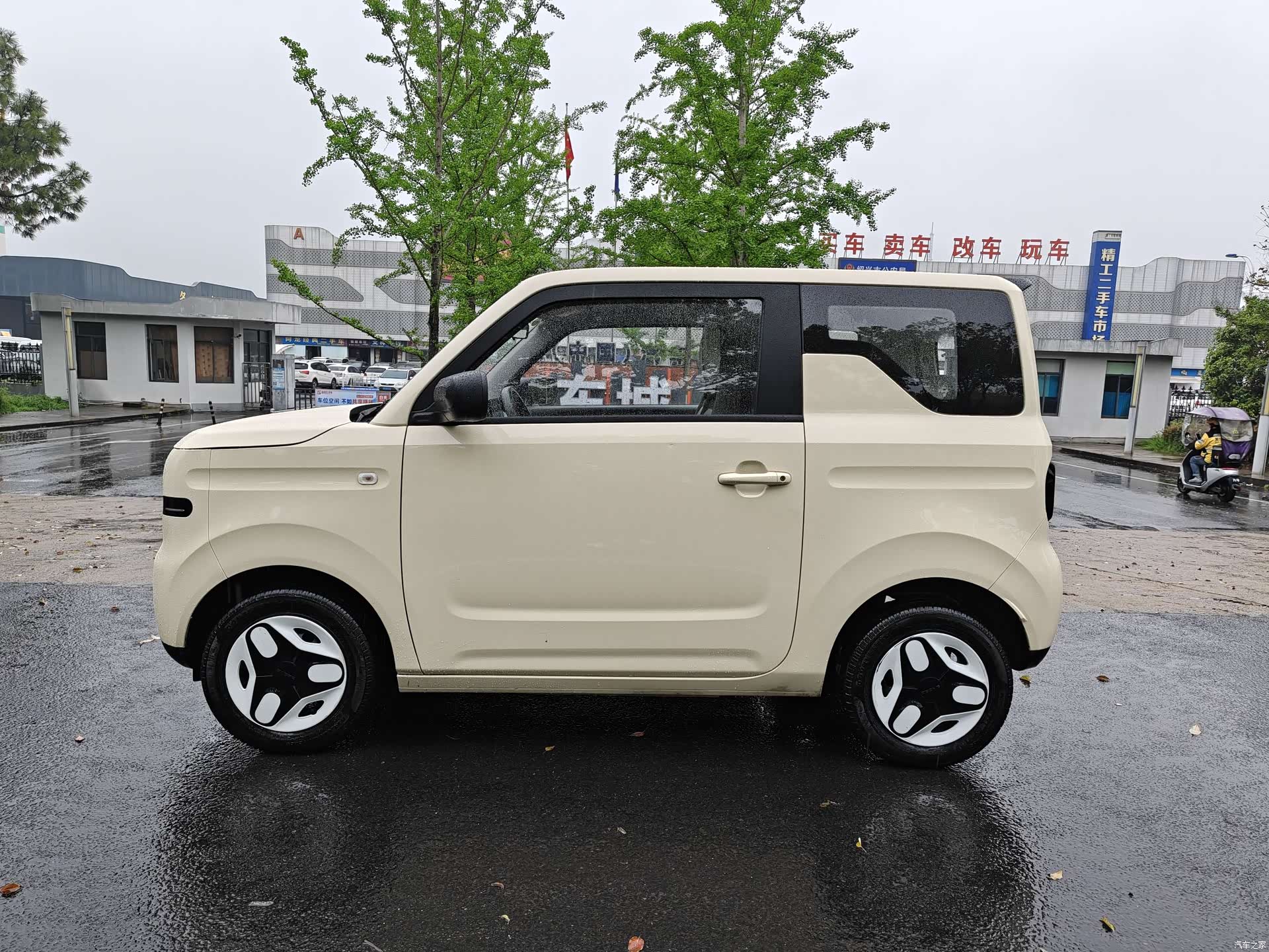 Geely Panda, 2025 3