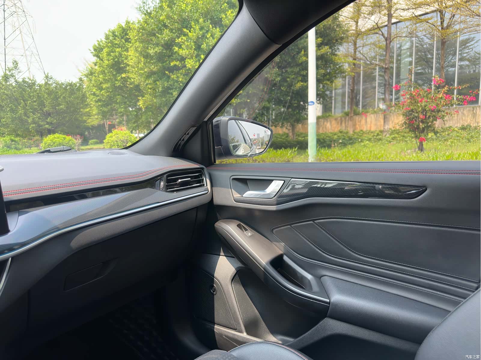 Ford Focus, 2022 8