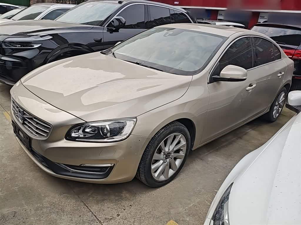 Volvo S60