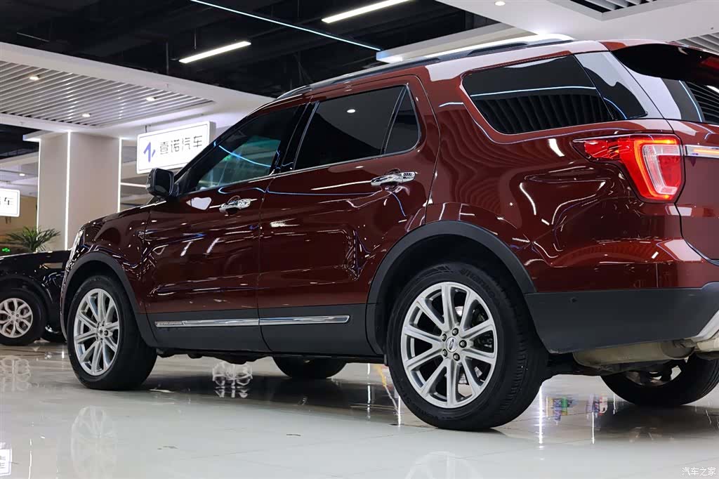 Ford Explorer, 2016 12