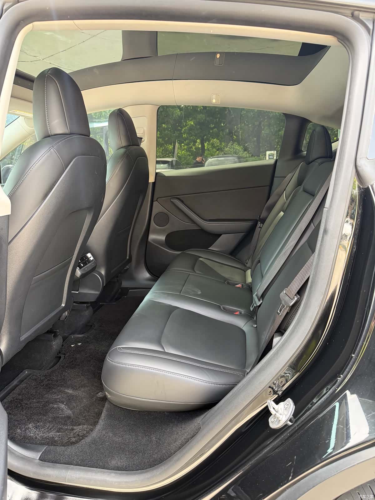 Tesla Model Y, 2021 6