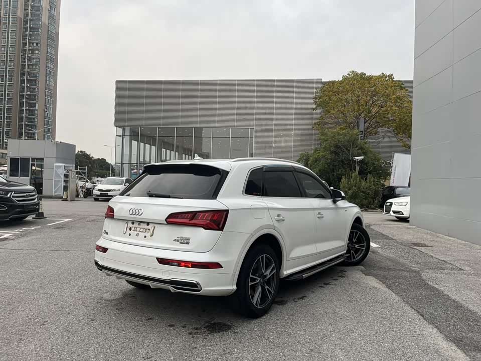 Audi Q5L