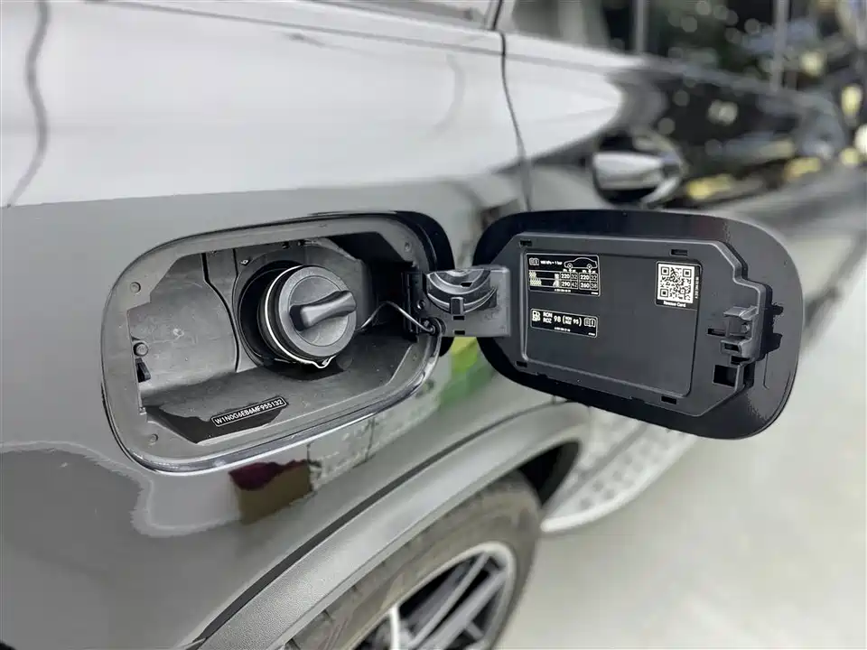 Mercedes-Benz GLC AMG