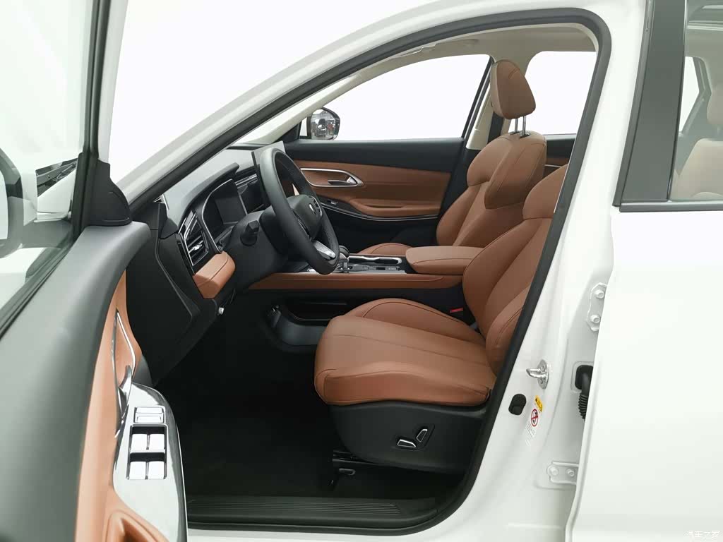 Changan CS75, 2025 10