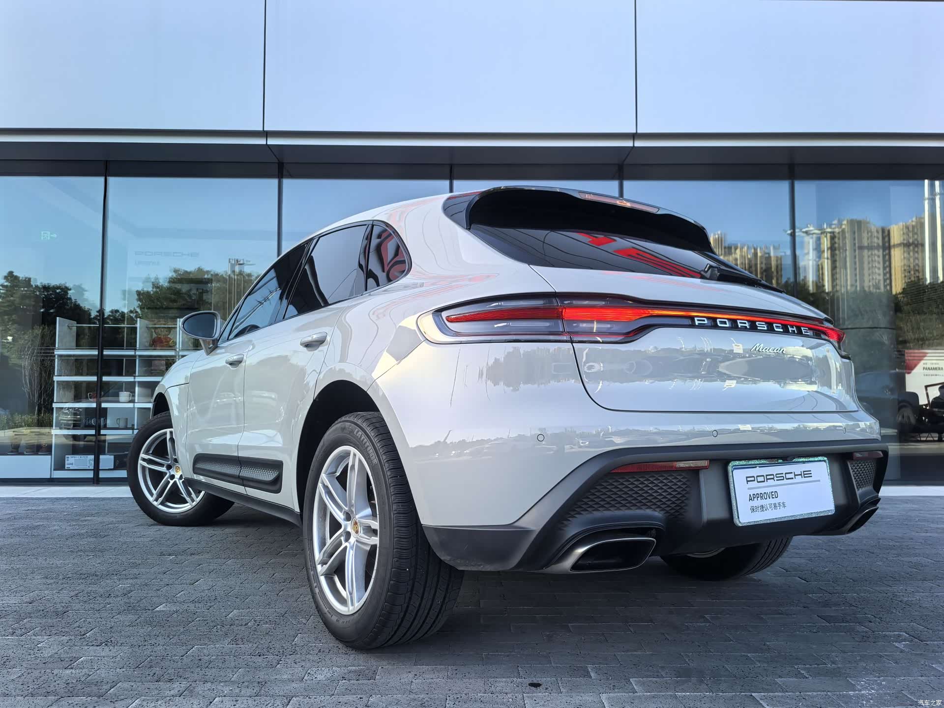 Porsche Macan, 2024 8