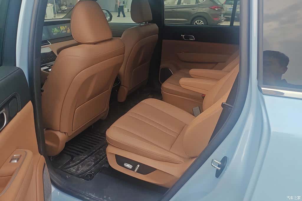 Li Auto ONE, 2020 11