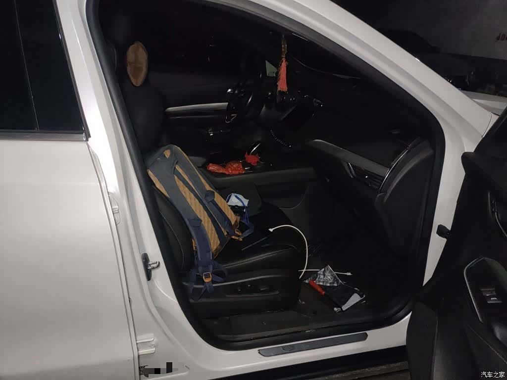 Cadillac XT4, 2020 20