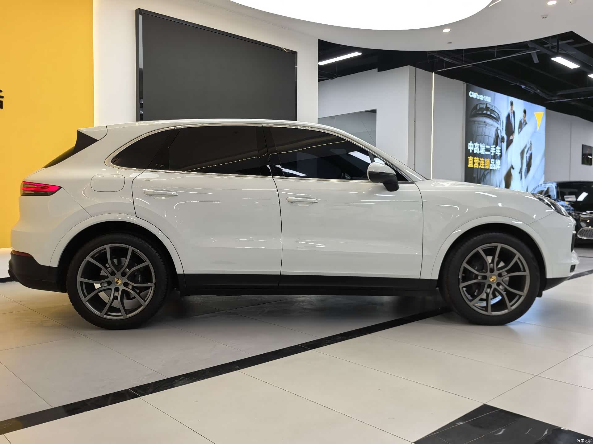 Porsche Cayenne, 2021 3