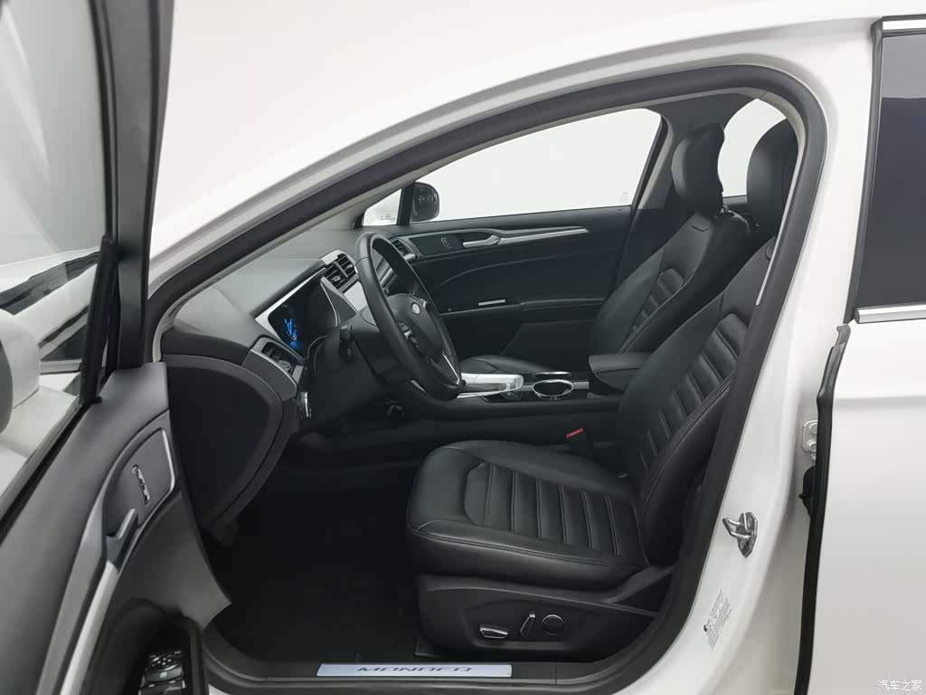 Ford Mondeo, 2016 10