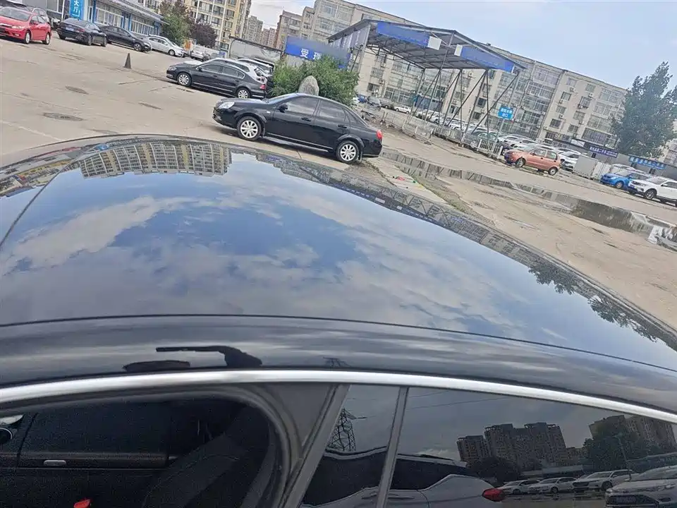 XPENG P7