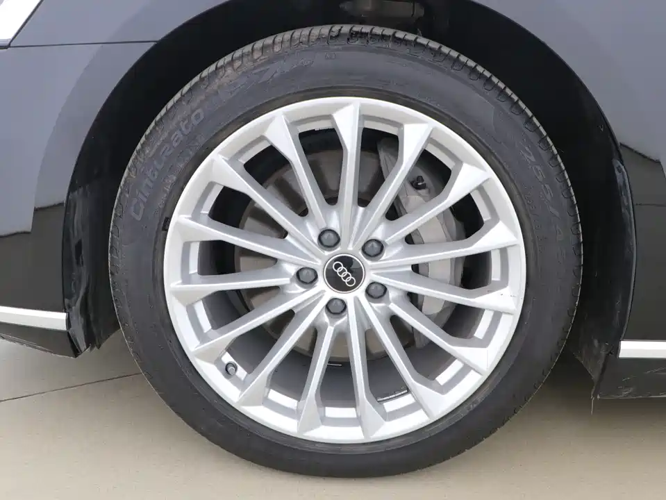 Audi A8 Audi A8