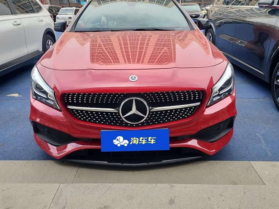 Mercedes-Benz CLA