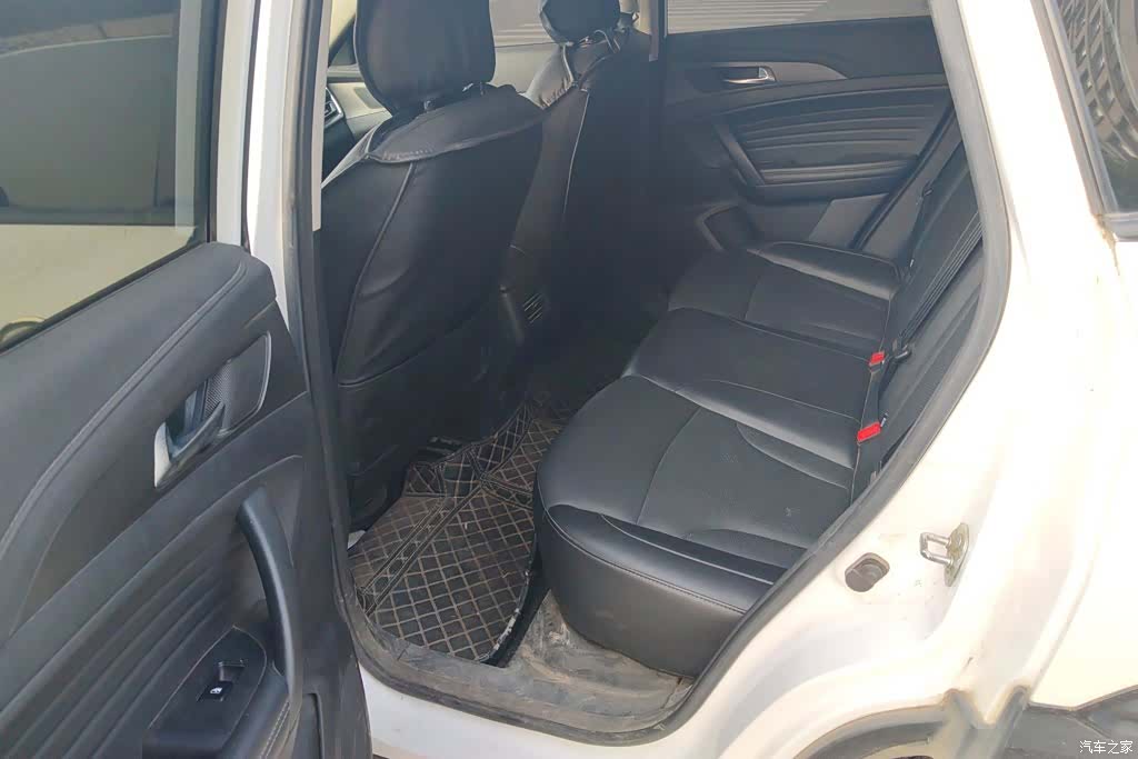 Changan CS35, 2020 11