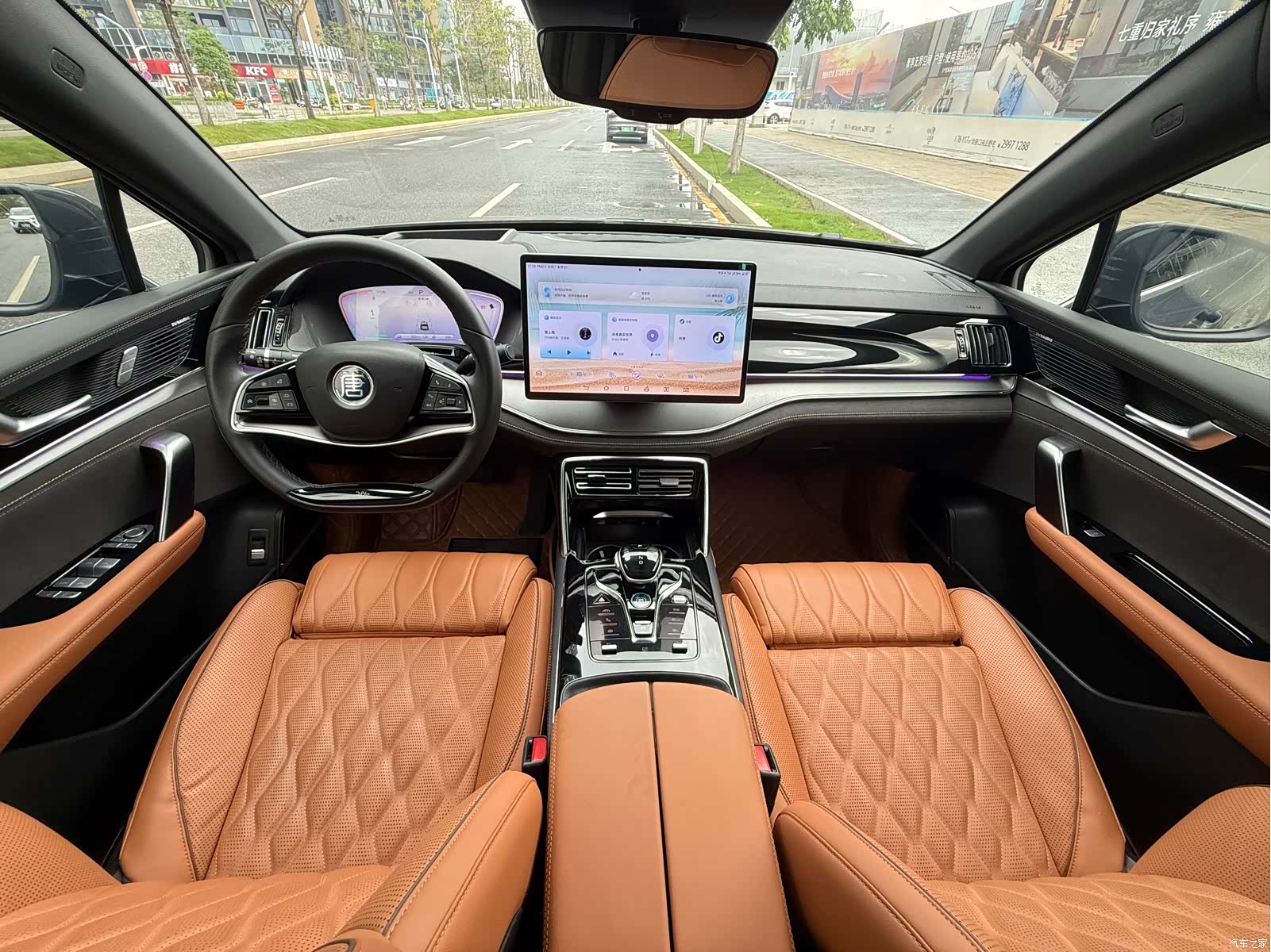 BYD Tang, 2023 10