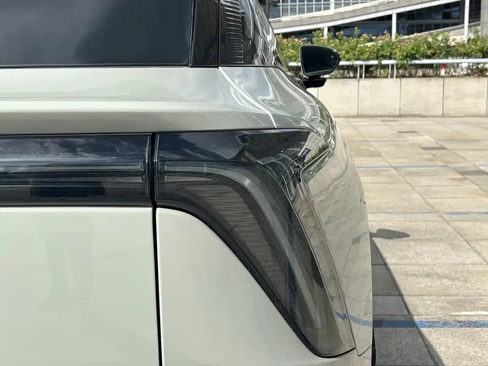 HiPhi Gao He HiPhi Y