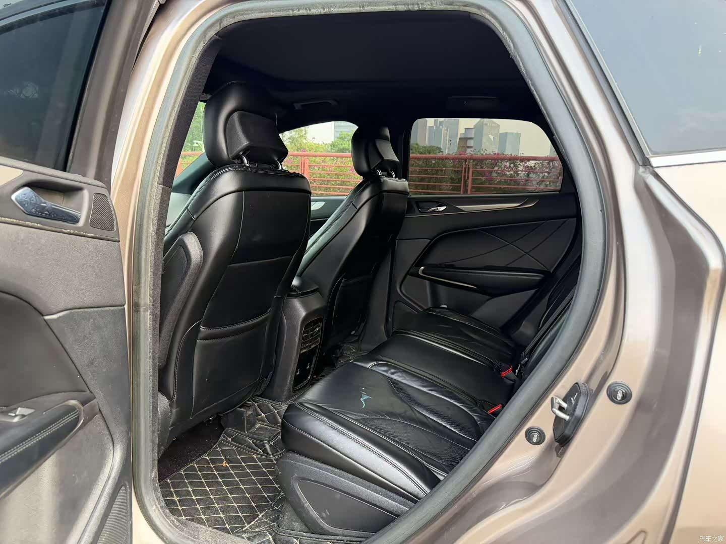 Lincoln MKC, 2019 9