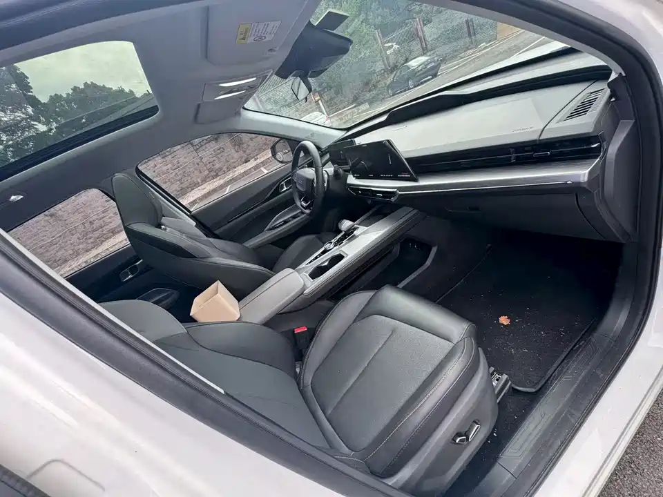 Oshan Z6