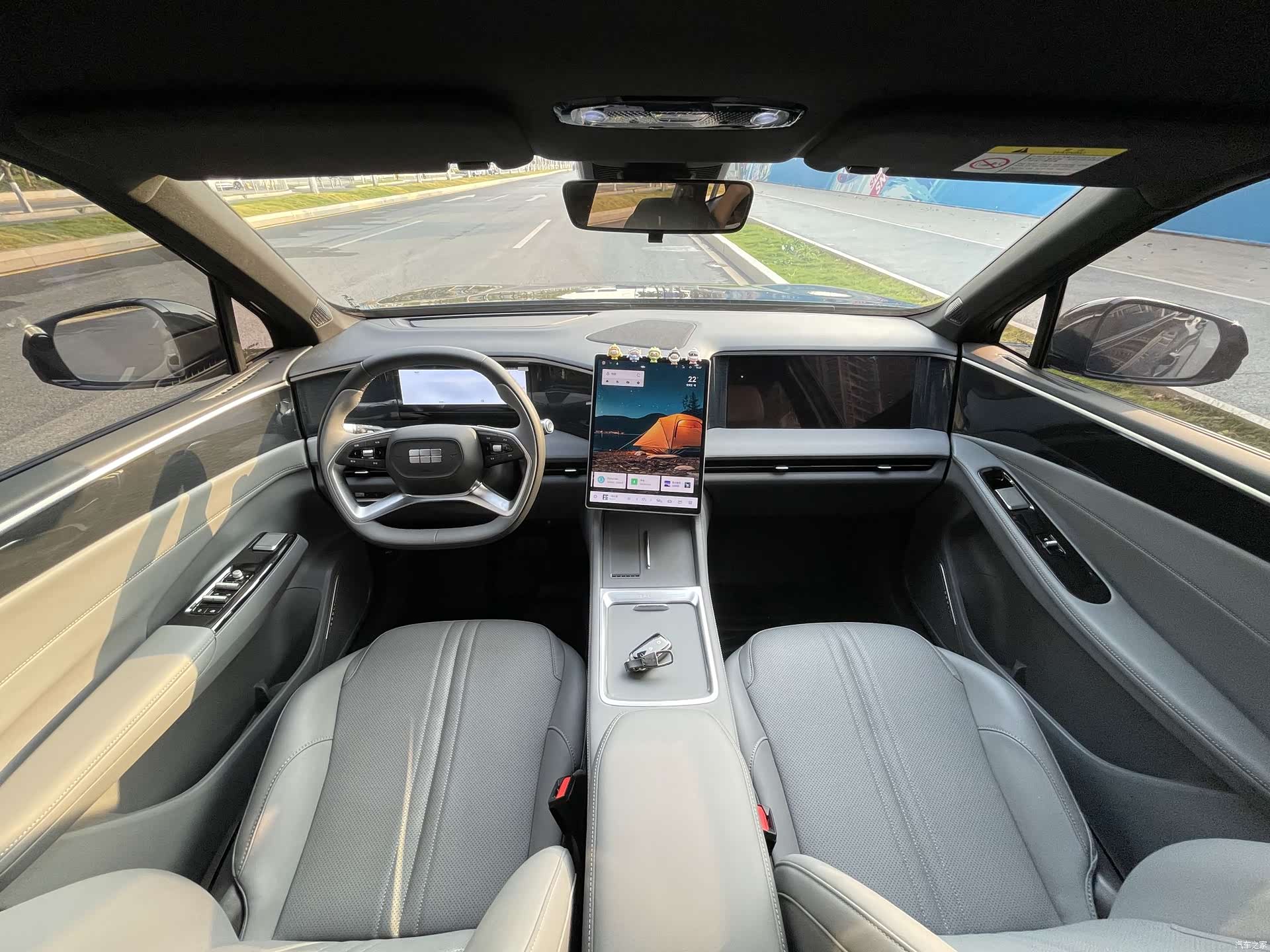 Geely Galaxy L7, 2025 8