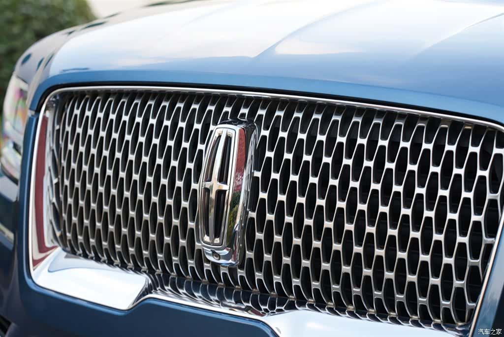 Lincoln Navigator, 2019 25
